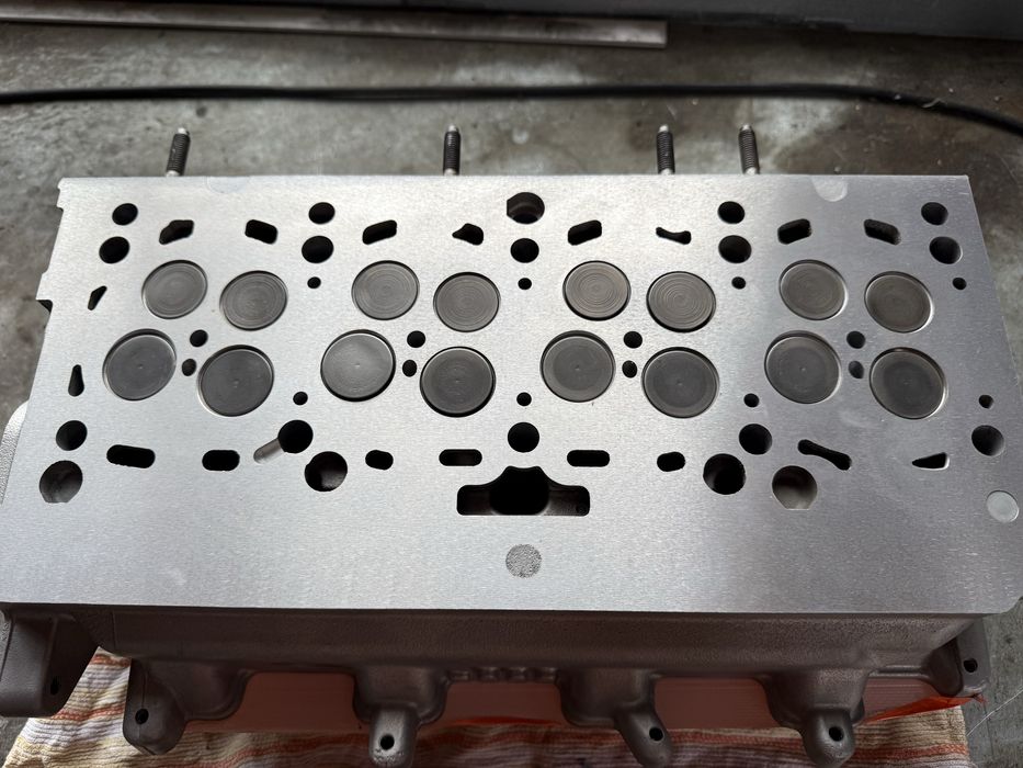 Glowica 2.0 tdi 03l103373 cba cbb volkswagen