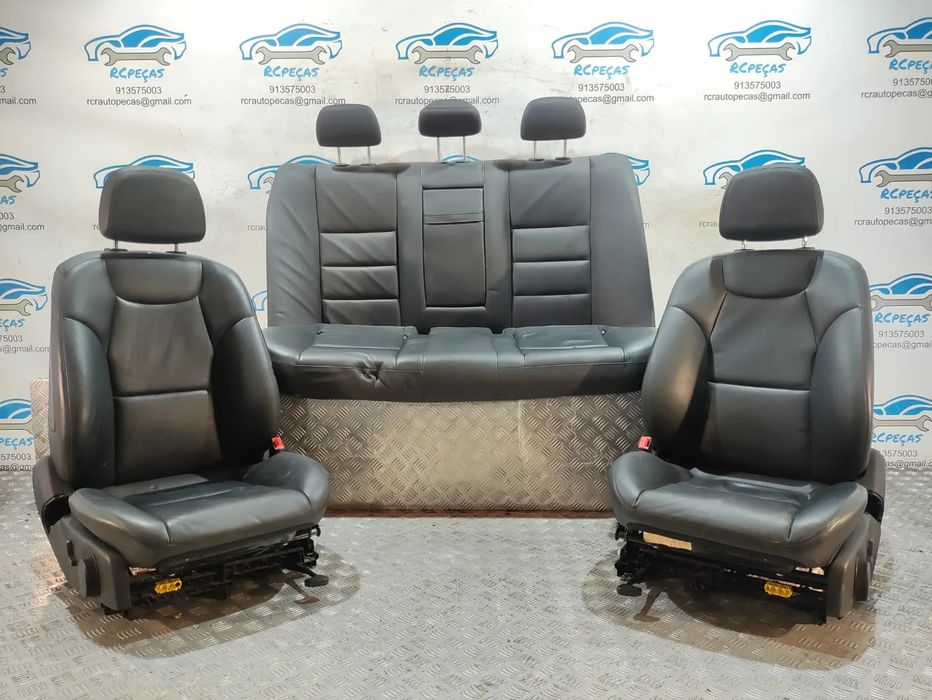 Conjunto Bancos Pele Mercedes Benz Class C W204 Sport AMG Carro