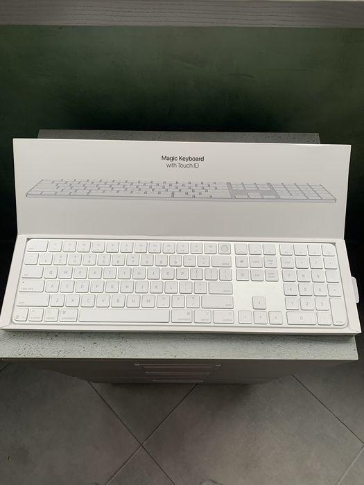 Apple Magic Keyboard Touch ID and Numeric Keypad A3119 open box