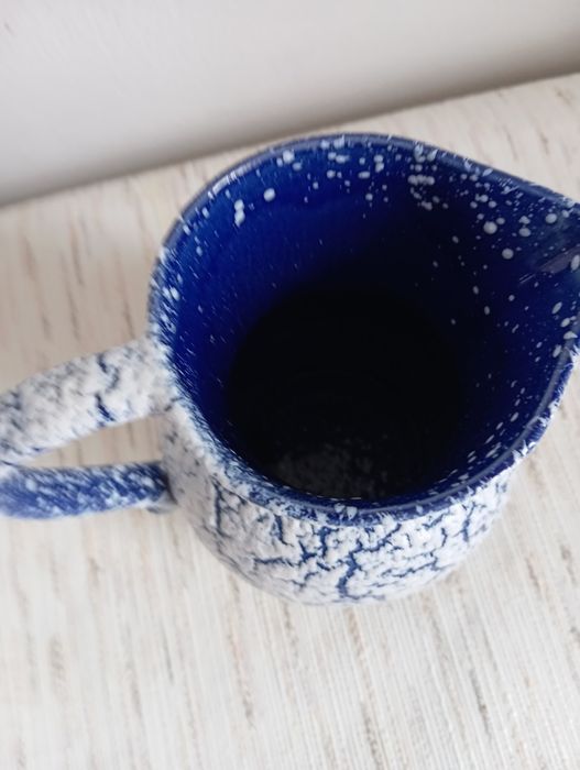 Dzban ceramiczny Gres des Neiges vintage niebiesko-biały 20 cm