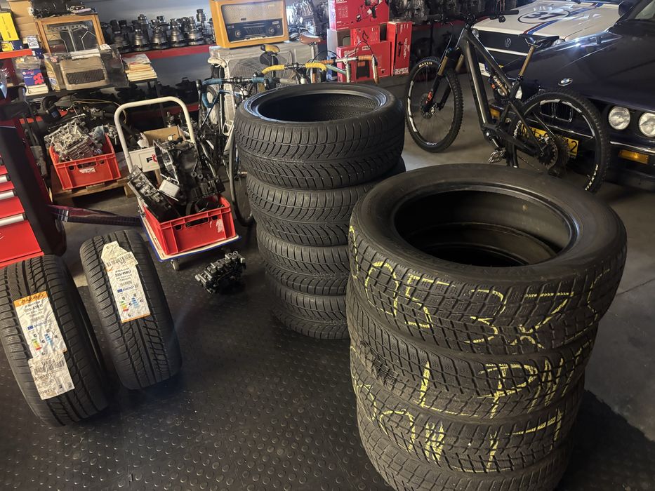 Opony Zimowe 4 sztuki 235/60 R18