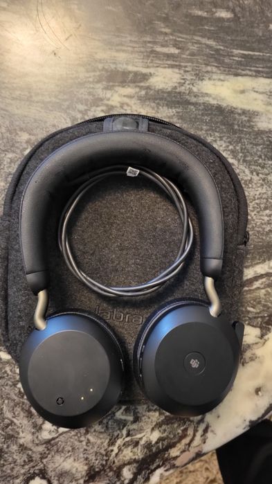 Jabra Evolve2 75