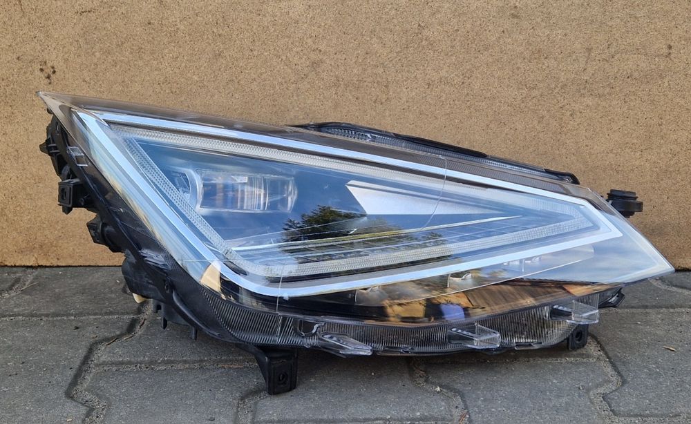 Lampa IBIZA V Full Led LIFT 6F1.941.008H  prawa Cała  Arona