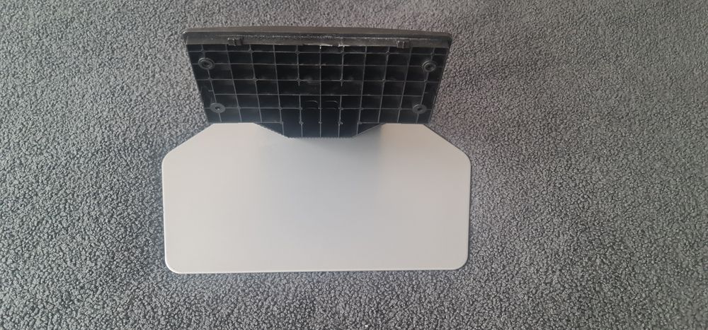 Podstawa telewizora samsung qled 55"