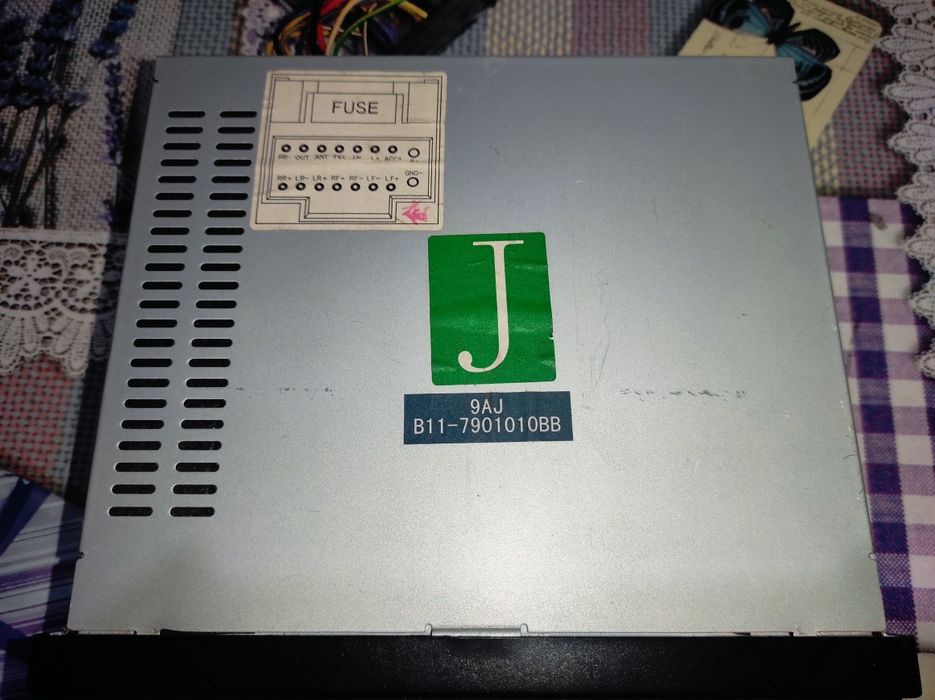 Продам автомагнитолу