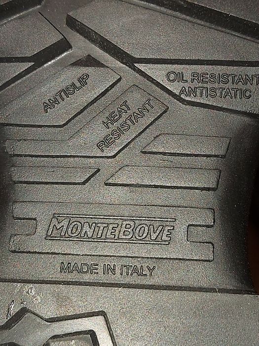 Botas pretas Montebove tamanho 40 novos, oferecem conforto