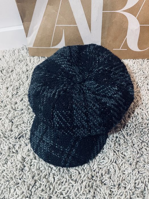 Czapka damska zimowa z daszkiem beret