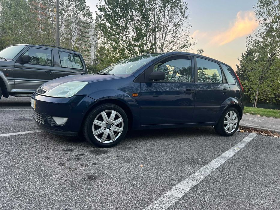 Ford Fiesta 1.25cc duratec 75cv foto 3