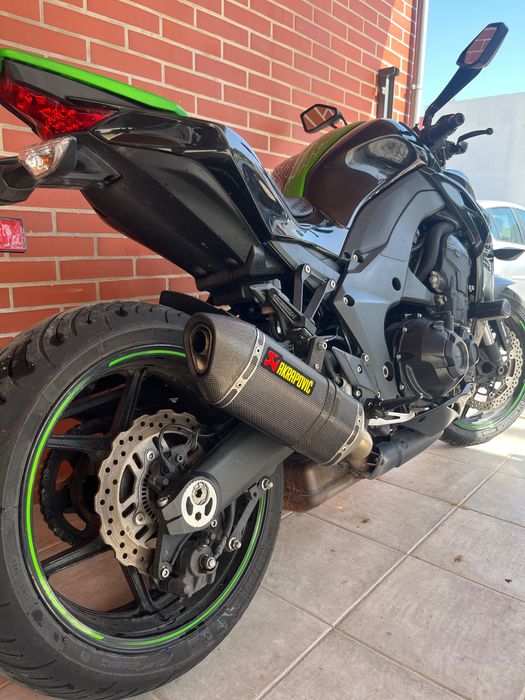 Kawasaki Z1000 R Edition