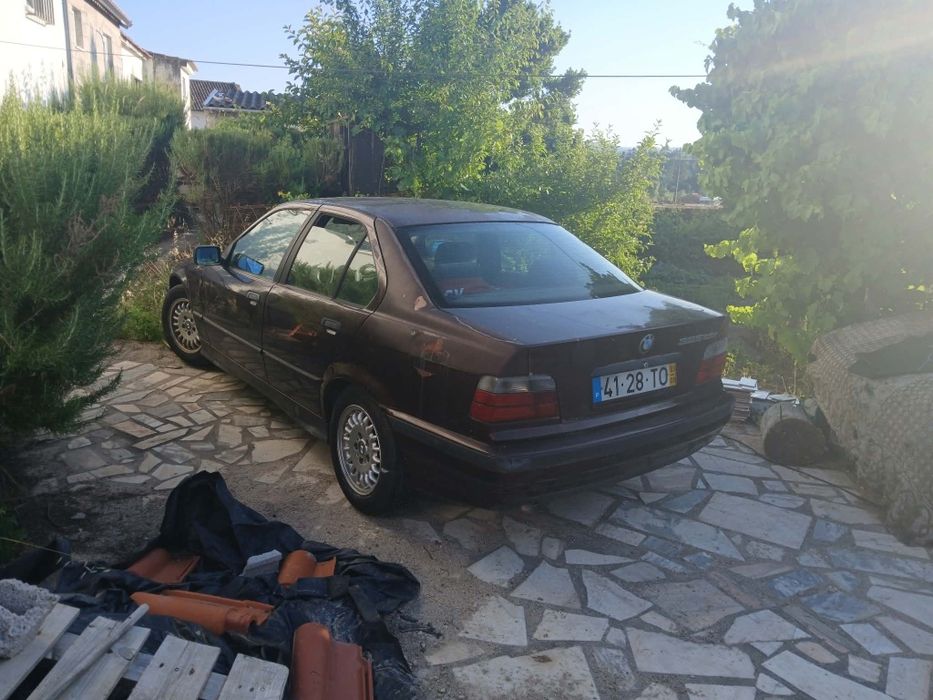 BMW E36 325tds (Negociável)