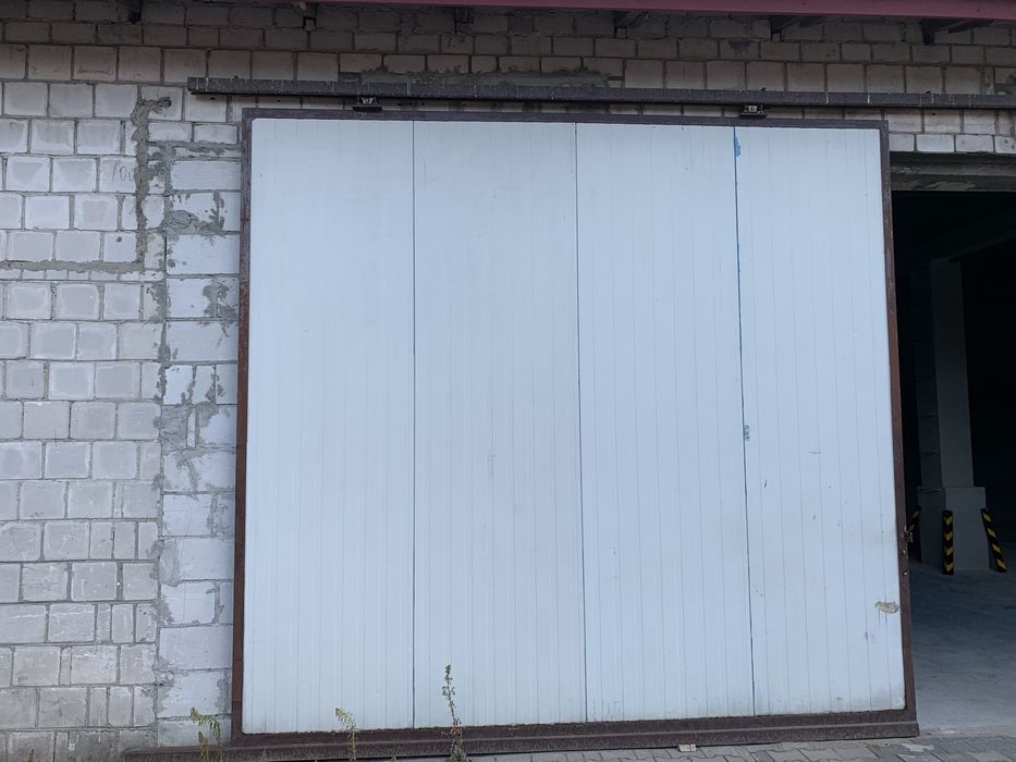 Brama garażowa przesowna