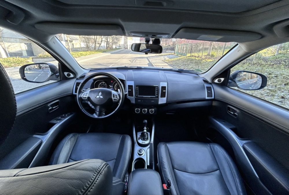 Разборка Mitsubishi Outlander Аутлендер  1/2 xl 2.0tdi BSY 4х4