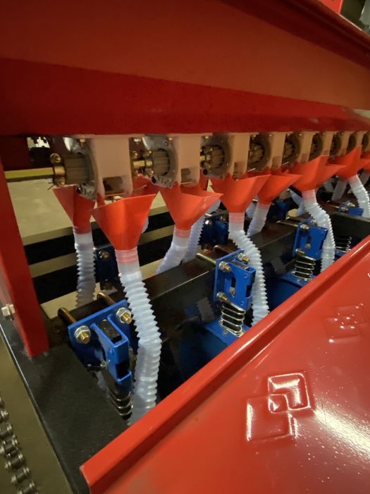 Сівалка зернова (з бункером нержавійка) Сеялка зерновая Заря ДТЗ