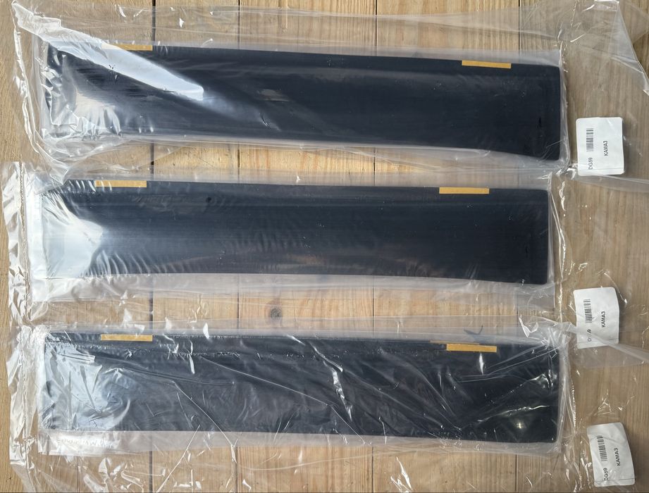 Дефлектори вікон/ Вітровики/ Ветровики на Вантажні машини