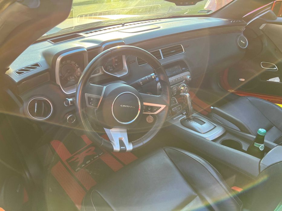 Auto samochód do ślubu - Cadillac Escalade, Chevrolet Camaro, Tesla X