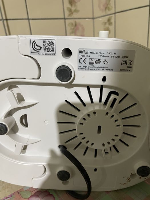 Braun De Longhi Sokowirówka biała 800W