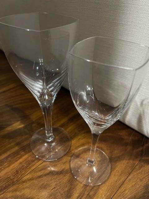 12 copos de cristal de água e 12 copos de cristal de vinho