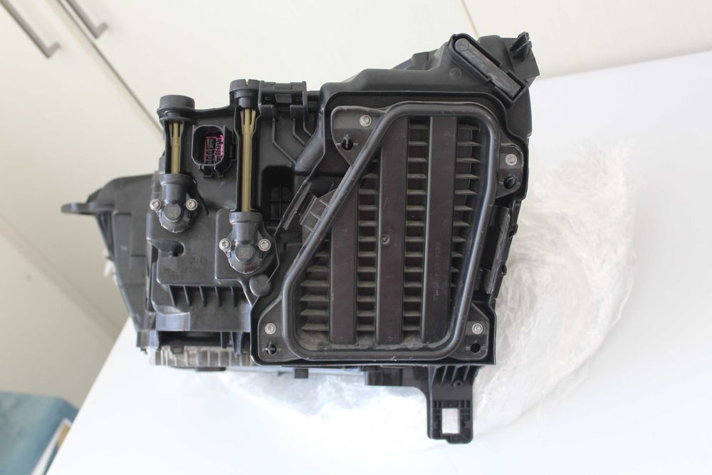 Faróis Dianteiros Full LED Audi RS Q3 (F3)