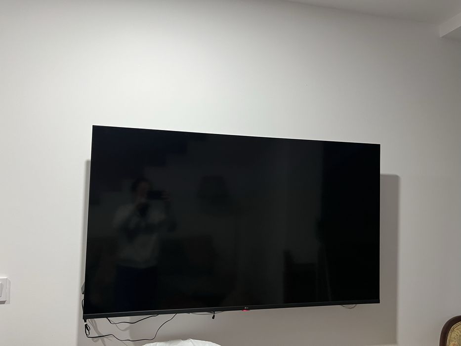 Vendo televisão LG nova (poucos meses de uso)