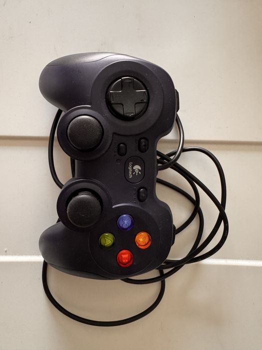 Logitech F310 Gamepad64729938486403120