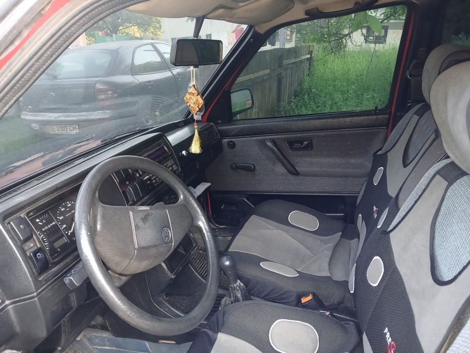 Автомобіль Volkswagen Colf
