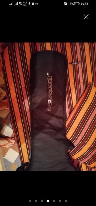 Baixo squier jazz bass , amplificador,tripé, capa, alça e cabo