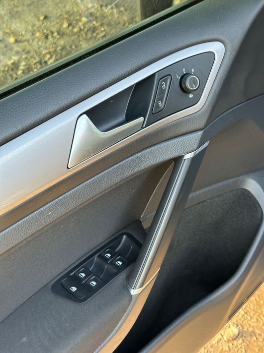 Продам Volkswagen e-Golf 2014 рік можлива розстрочка, кредит, обмін!