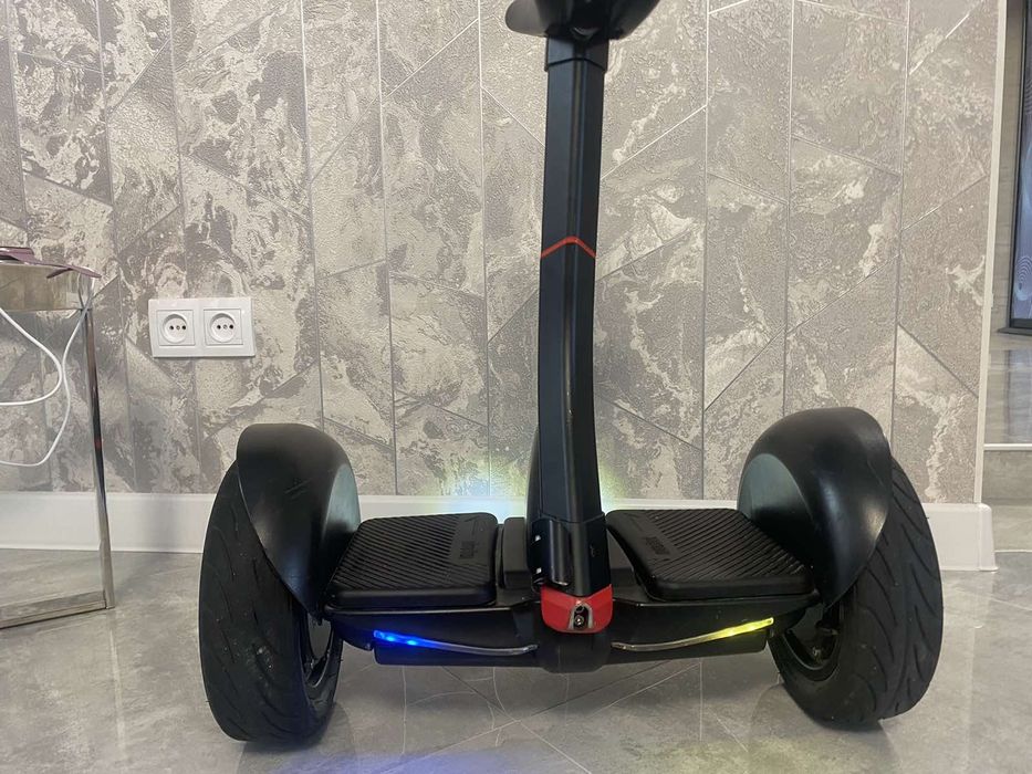 Продам сигвей ninebot mini pro