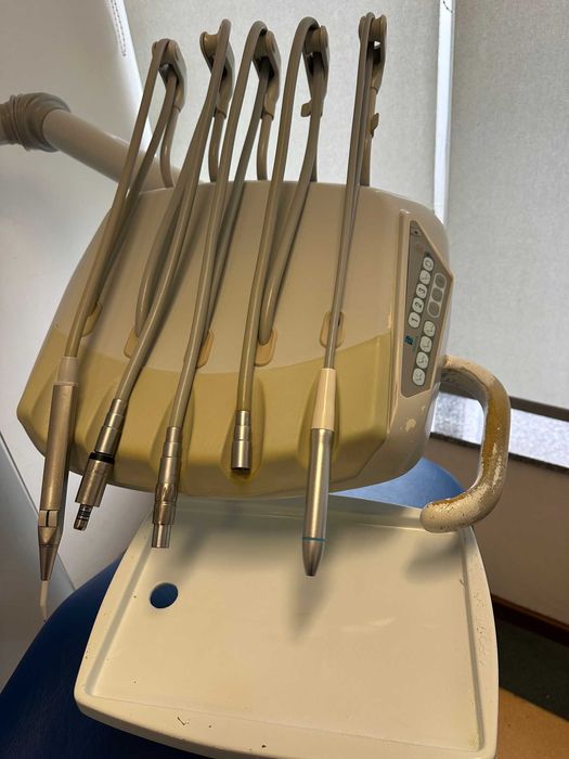 Cadeira Dentária completa