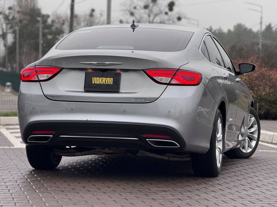 Chrysler 200 2014 року, 3,6 газ/бензин, автомат, передній привід,182т.