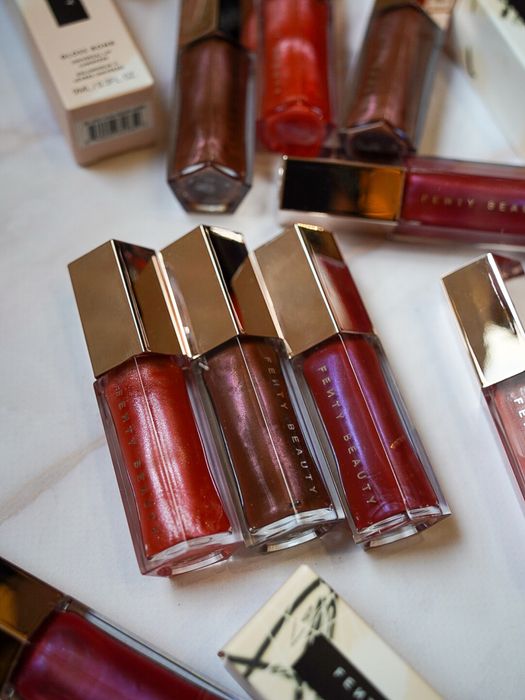 Блиск для губ fenty beauty gloss bomb universal lip luminizer