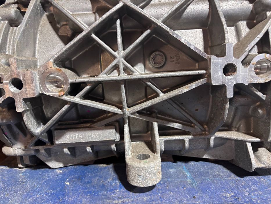 Mustang Mach-e двигатель задний