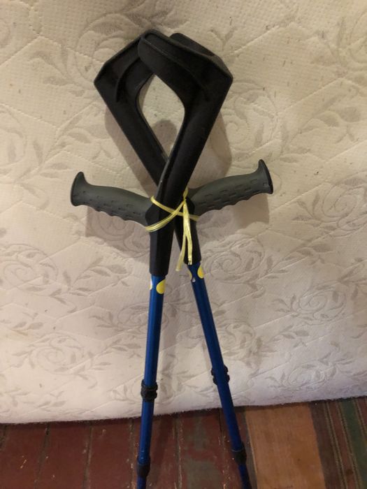 Продам милиці декілька пар