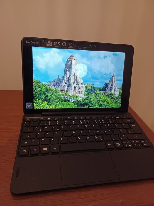 Computador Acer One 10