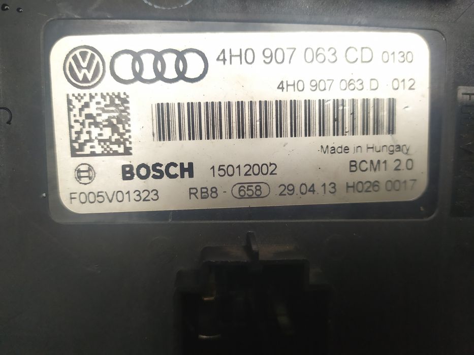Щиток .Блок Комфорту Чіп Ключ VAG Volkswagen Touareg VW 2010-18р 3.0д.