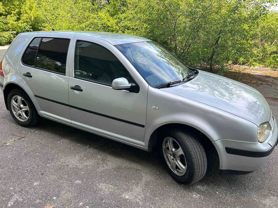 Продам авто Volkswagen golf 4