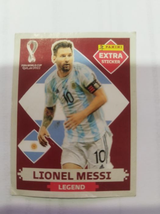 Lionel Messi "Legend" Extra Sticker da coleção Panini do Mundial do Qatar 2022.