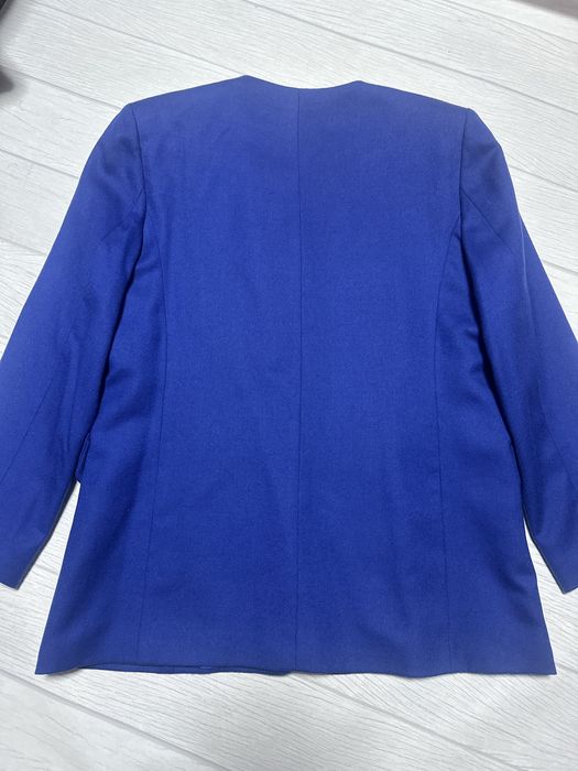 Синій жіночій піджак