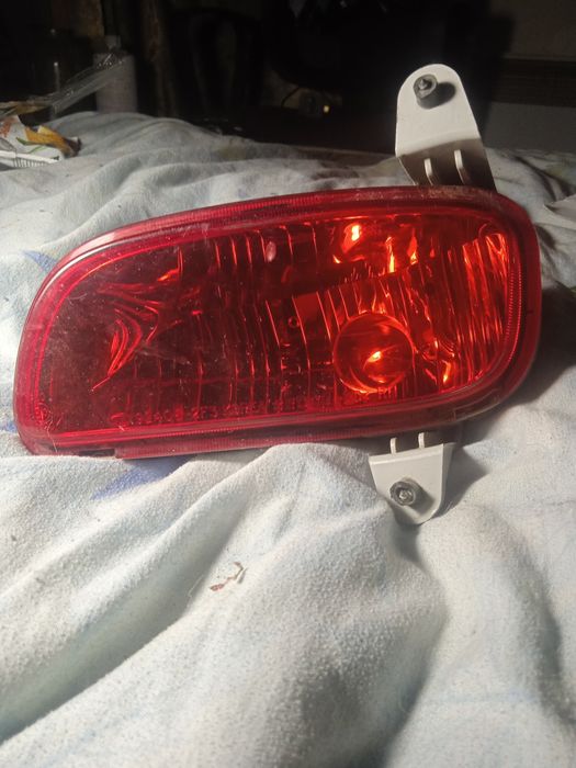 Фонарь противотуманный задний правый 924062F350 Hyundai/Kia

Это левый