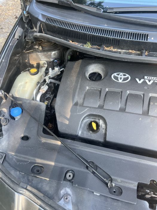 Тойота ауріс свіжопригнана