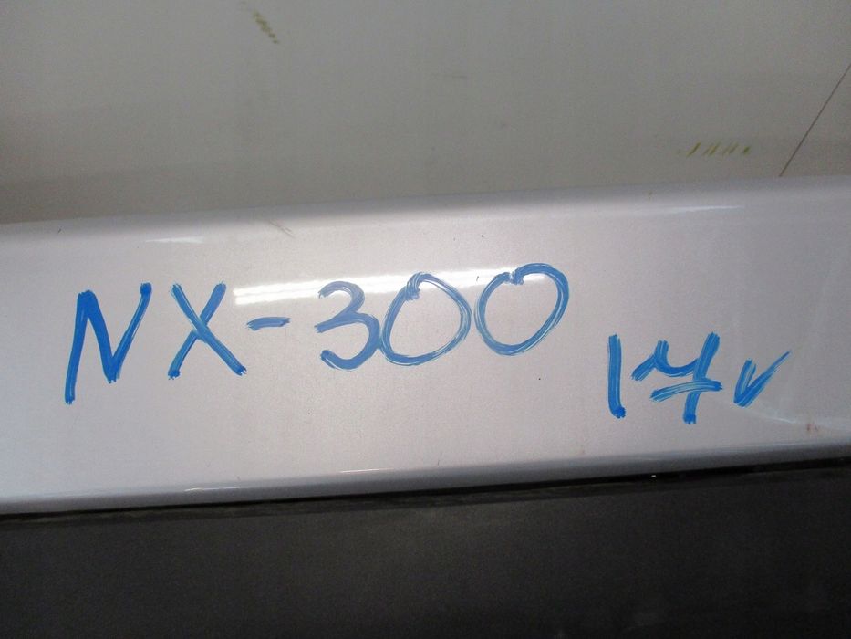 Zderzak Lexus NX300 NX 300 17R TYL TYLNY