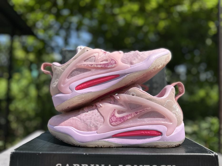 Баскетбольные кроссовки Nike KD 15