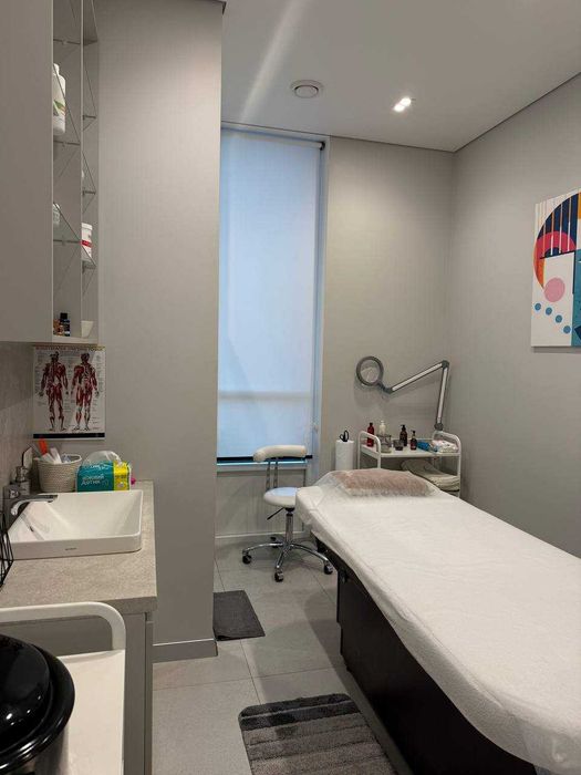 Продаж бізнесу . Косметологічна клініка