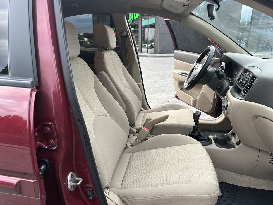 Продам Hyundai Accent 2008