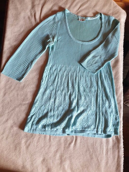 miętowa, zdobiona bluzka