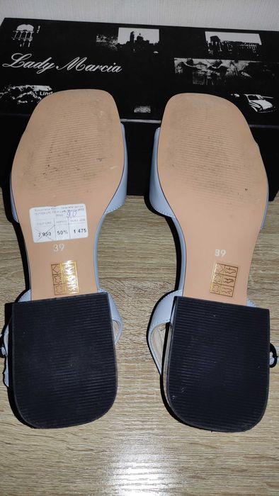 Женские босоножки 39р
