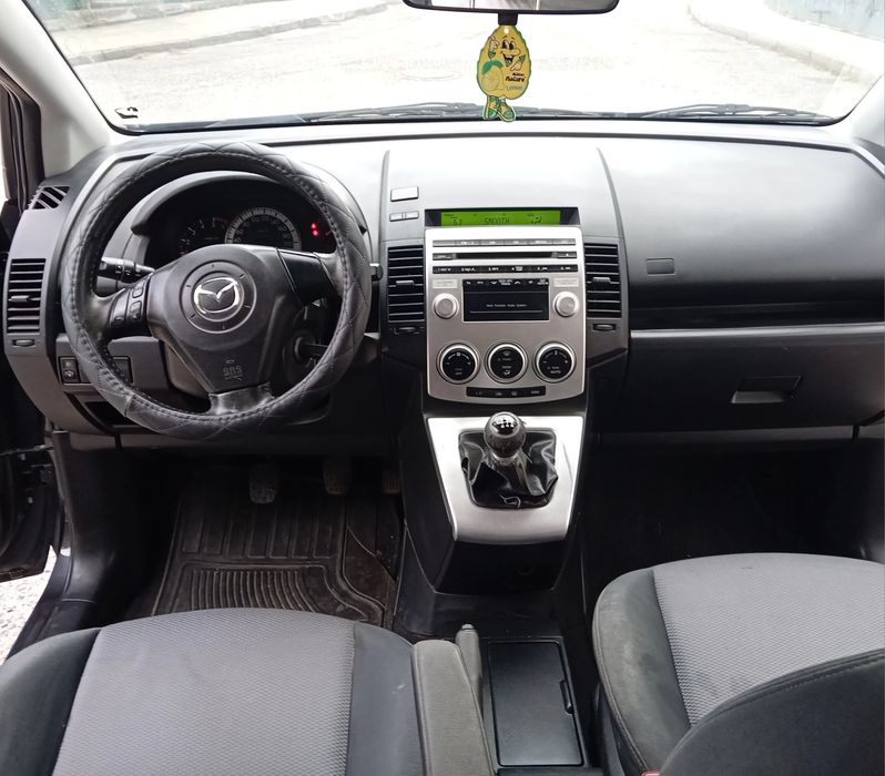 Mazda 5 Diesel de 7 Lugares com Bola de Reboque