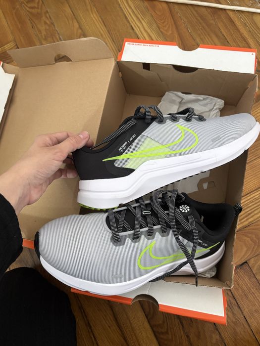 чоловічі бігові кросівки Nike Downshifter 12 DD9293 005