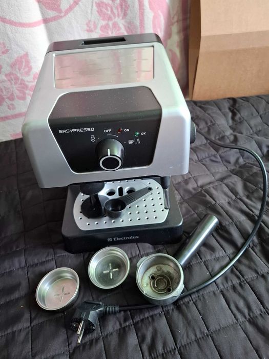 Ekspres ciśnieniowy Elektrolux