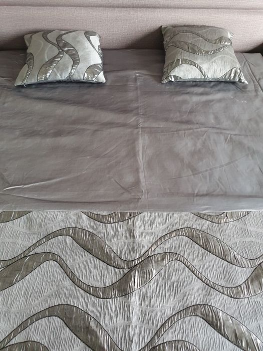 Edredão e 2 almofadas